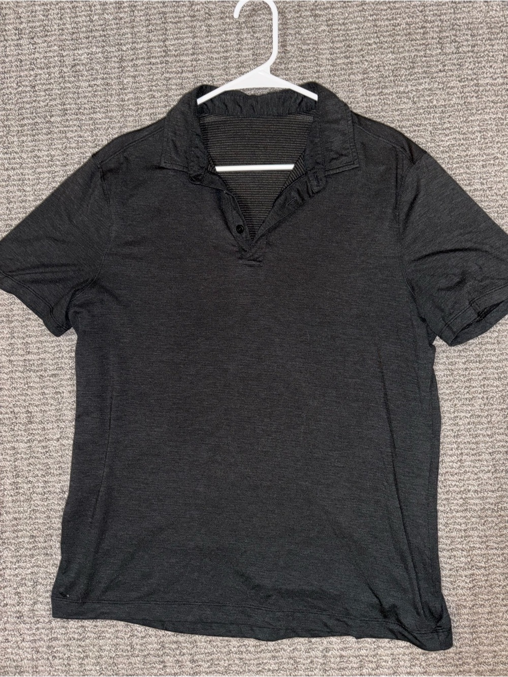 lululemon athletica Men's Black Short-Sleeve Polo - Size L